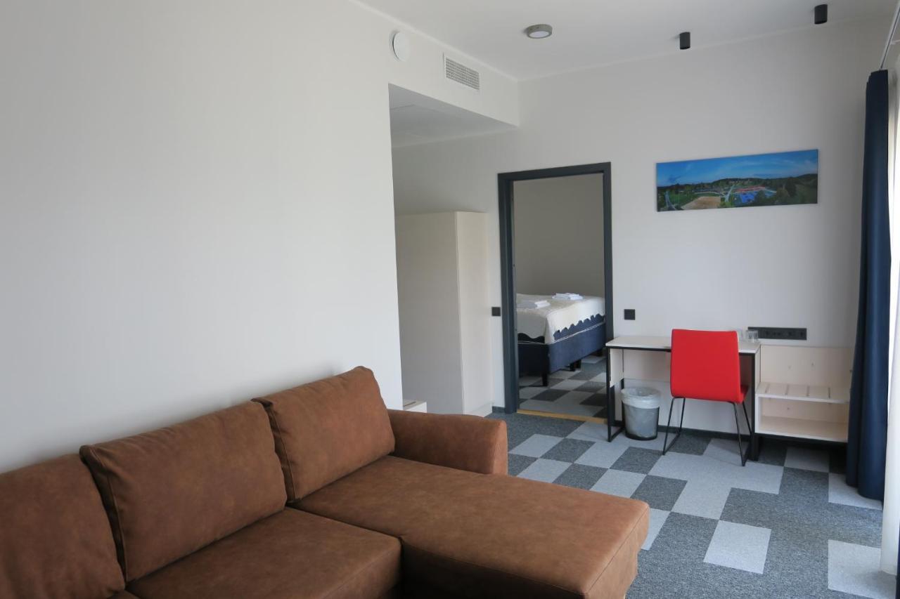 Kaeaeriku Hotel Экстерьер фото